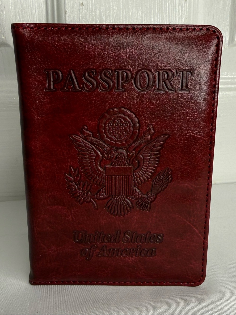 PASSPORT USA PASSPORT FOLDING ID HOLDER/CASE/COVER